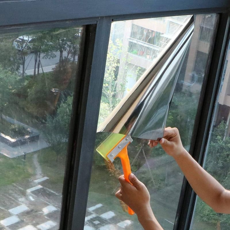 Как клеить пленку на окна от солнца